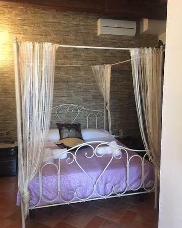 Ghizzano B&B Ginevra מראה חיצוני תמונה