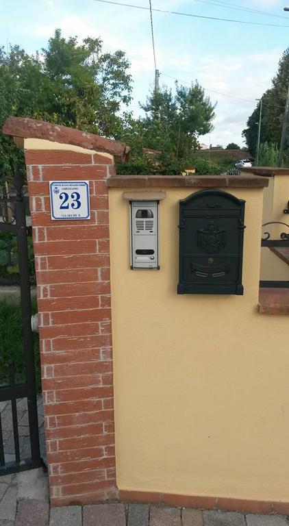 Ghizzano B&B Ginevra מראה חיצוני תמונה