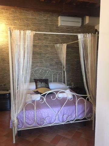 Ghizzano B&B Ginevra מראה חיצוני תמונה